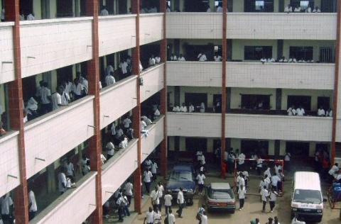 Comment comprendre la violence des éléves sur les enseignantsé?